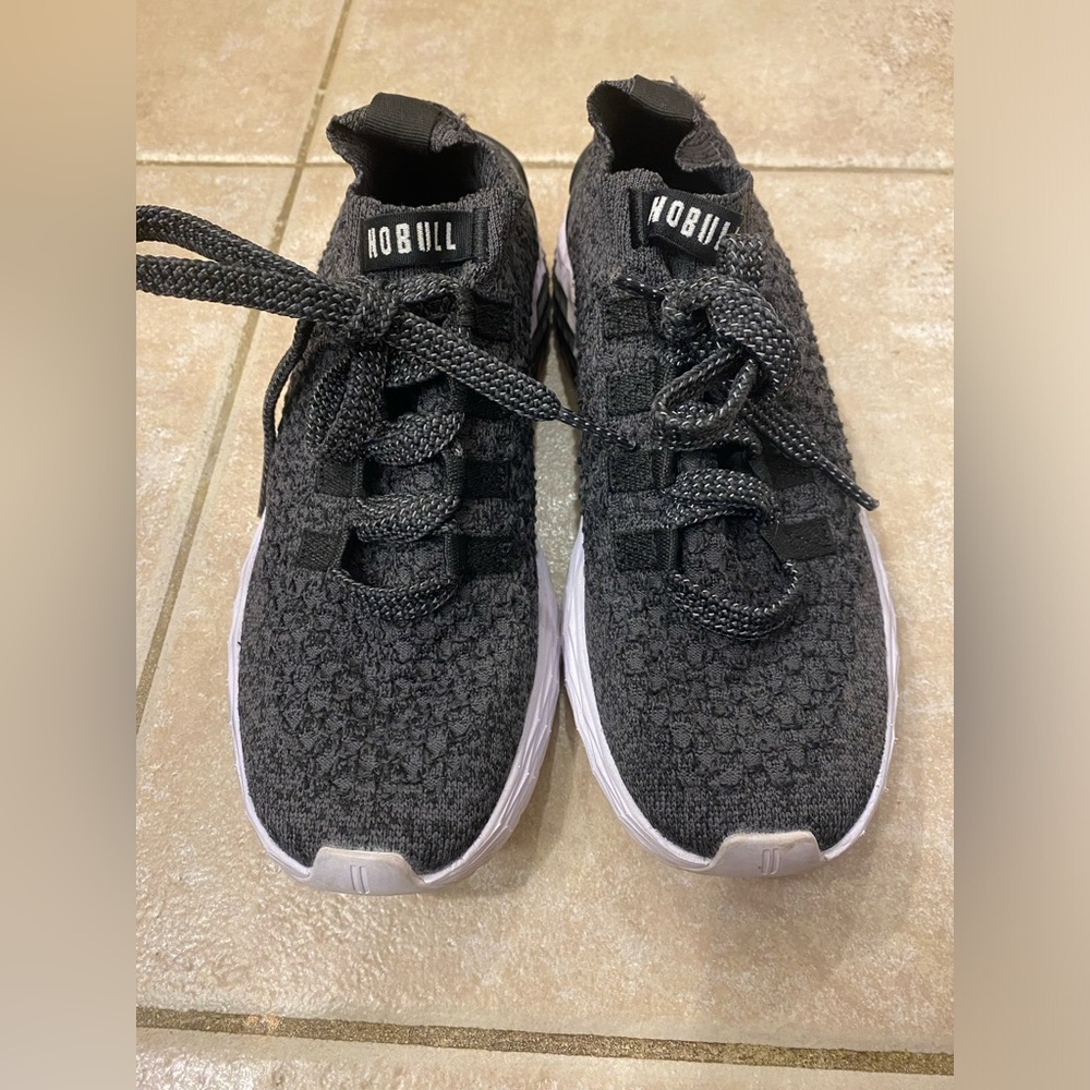 Nobull Graphite knit runners, women 6.5, men 5